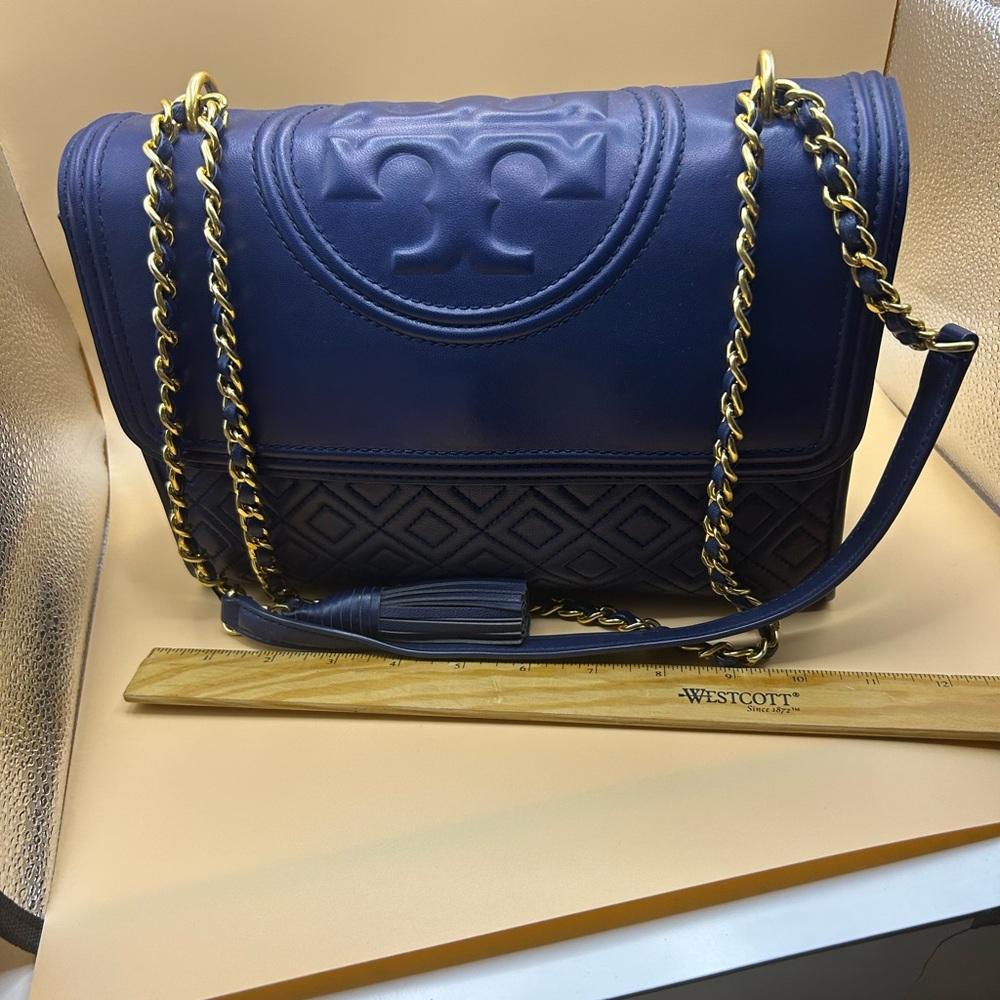 Tory Burch Blue Quilted Leather Chain Shoulder Bag | Gold Hardware | Tassel - Picture 2 of 12